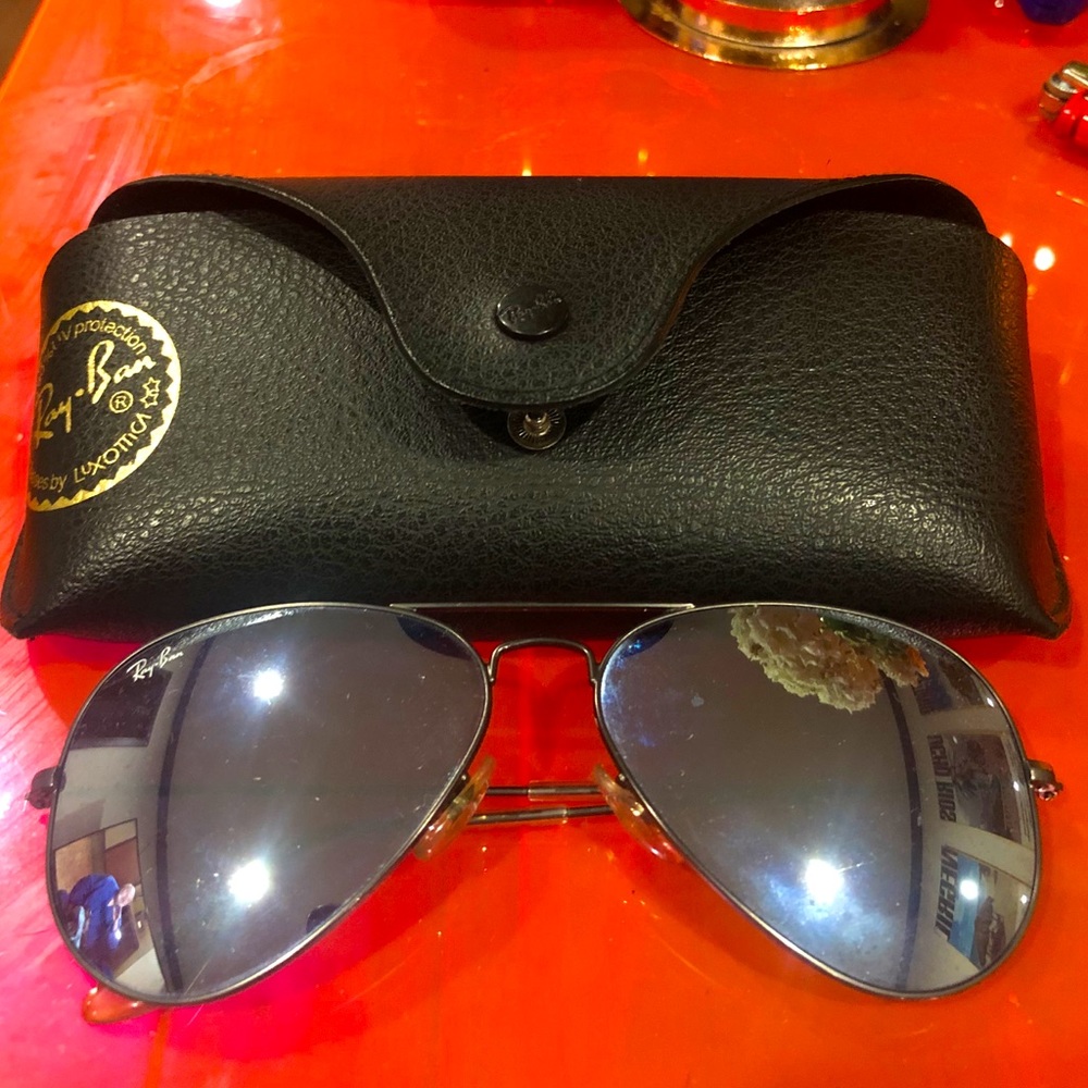 RAY BANS - SILVER AVIATORS